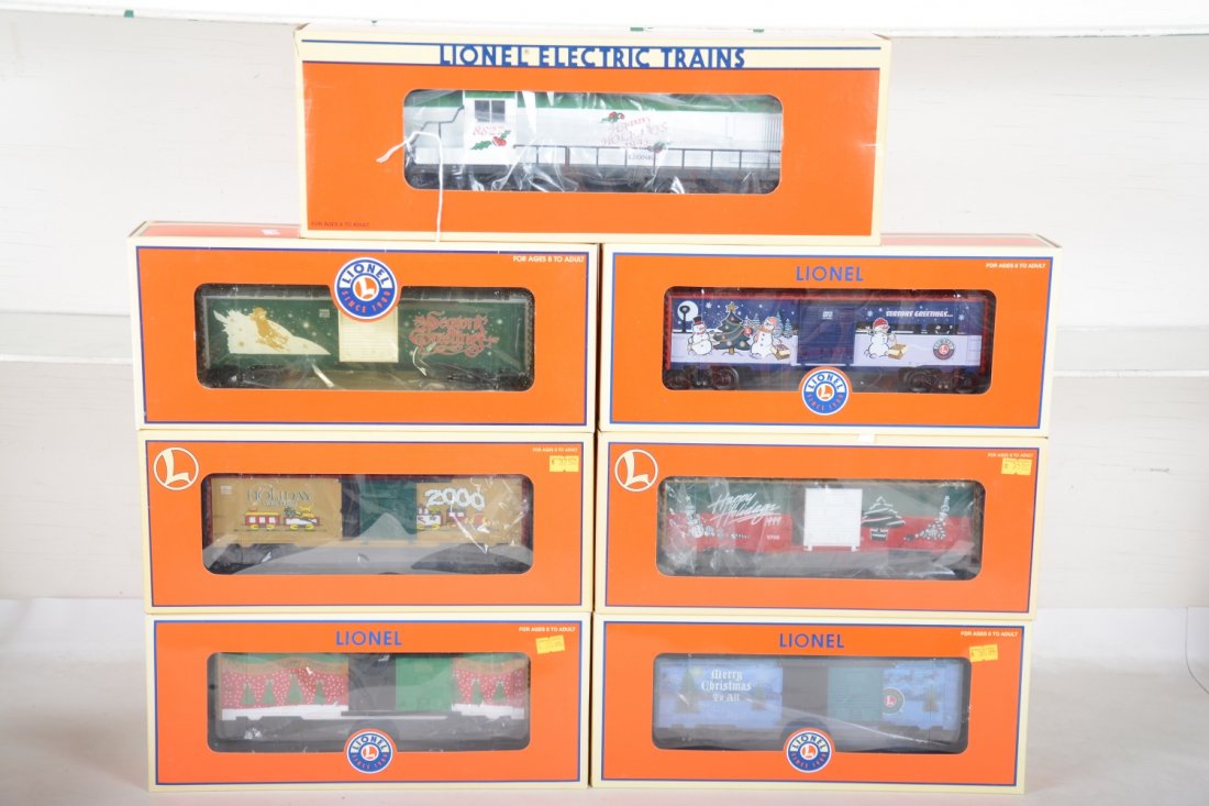 Lionel Christmas Diesel Set (1 of 2)