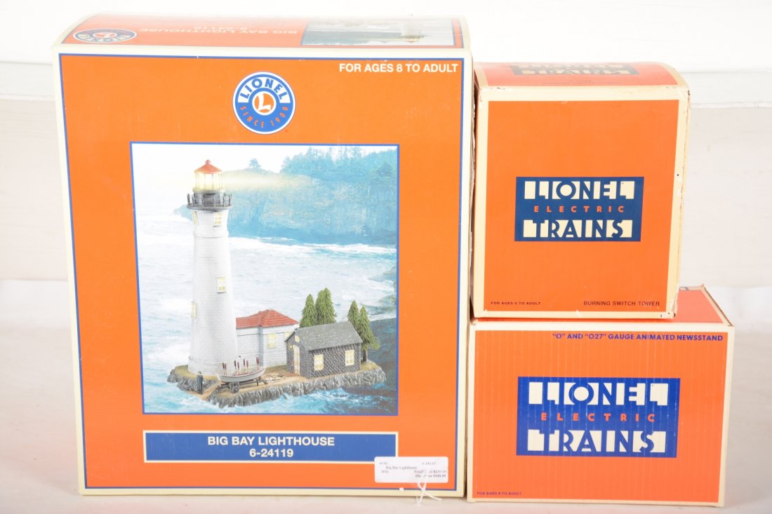 3 Lionel Accessories (1 of 2)