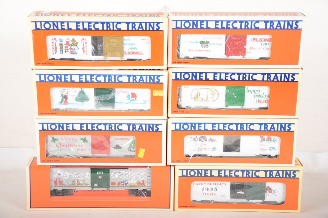8 Lionel Christmas Cars (1 of 2)