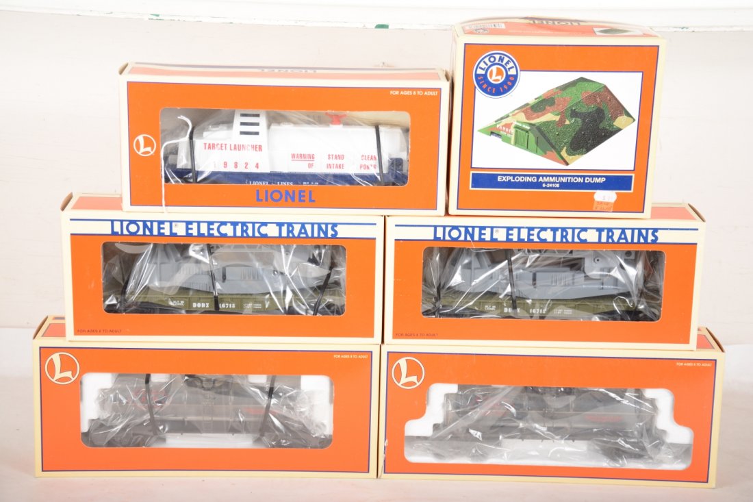 Lionel Military Pieces (1 of 2)