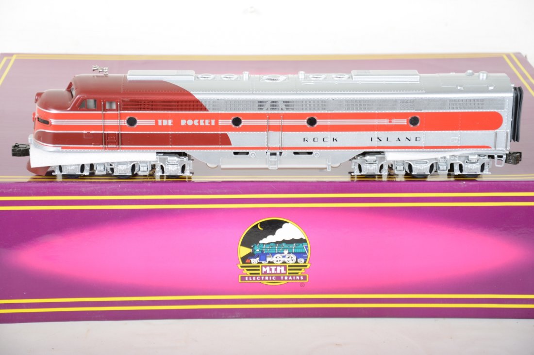 MTH Premier 20-2169-1 RI E8 ABA Diesels (1 of 3)