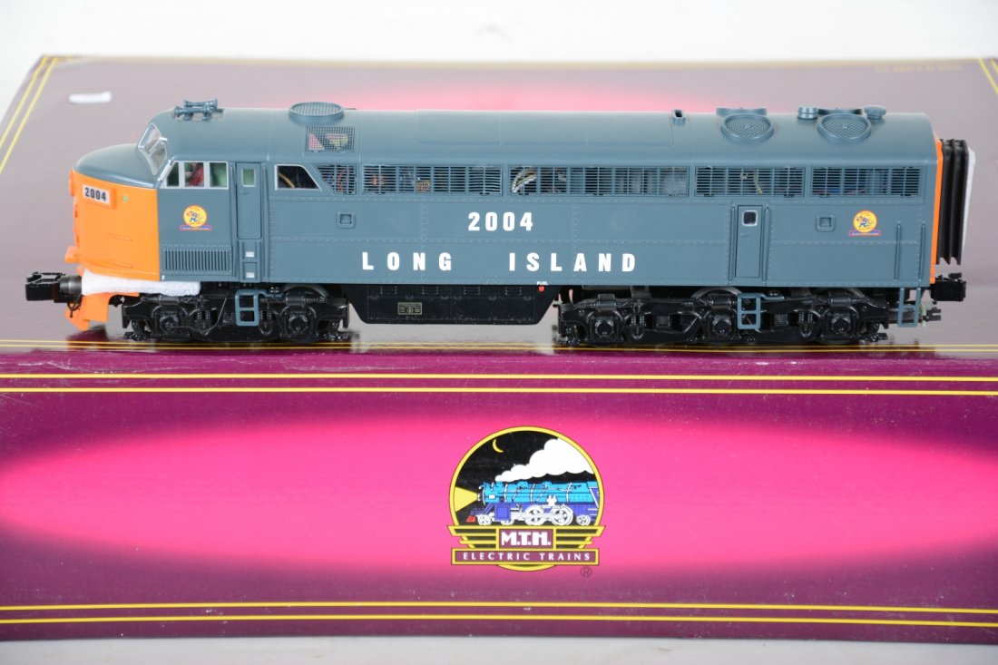 MTH Premier 20-2732-1 LI C-Liner ABA Diesels: 042. Nice flywheel drive set with BOTH A units powered with ProtoSmoke, matching B-unit with ProtoSounds 2.0, DCS, ProtoCouplers and more! They show factory test run with setbox, C9+-10