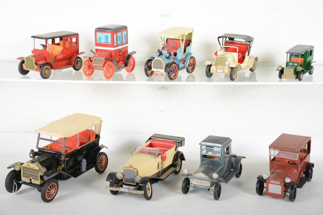 Japanese Tin Old Fashion Cars (1 of 2)