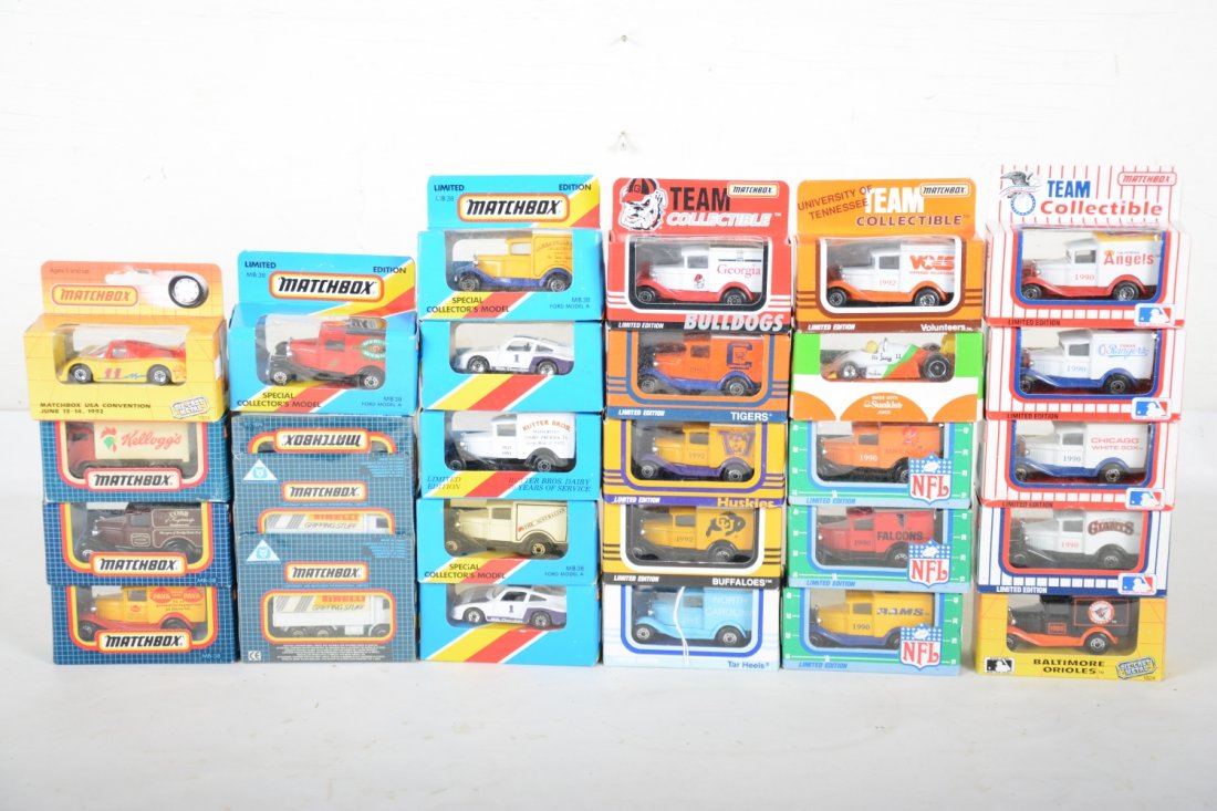 30+ Matchbox Superfast Vehicles (1 of 2)