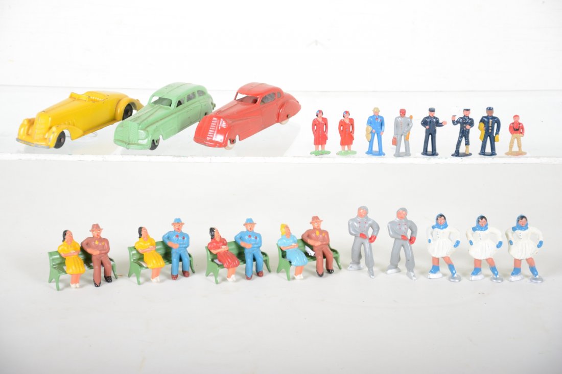 Barclay Happy Family Figures, TootsieToys (1 of 2)