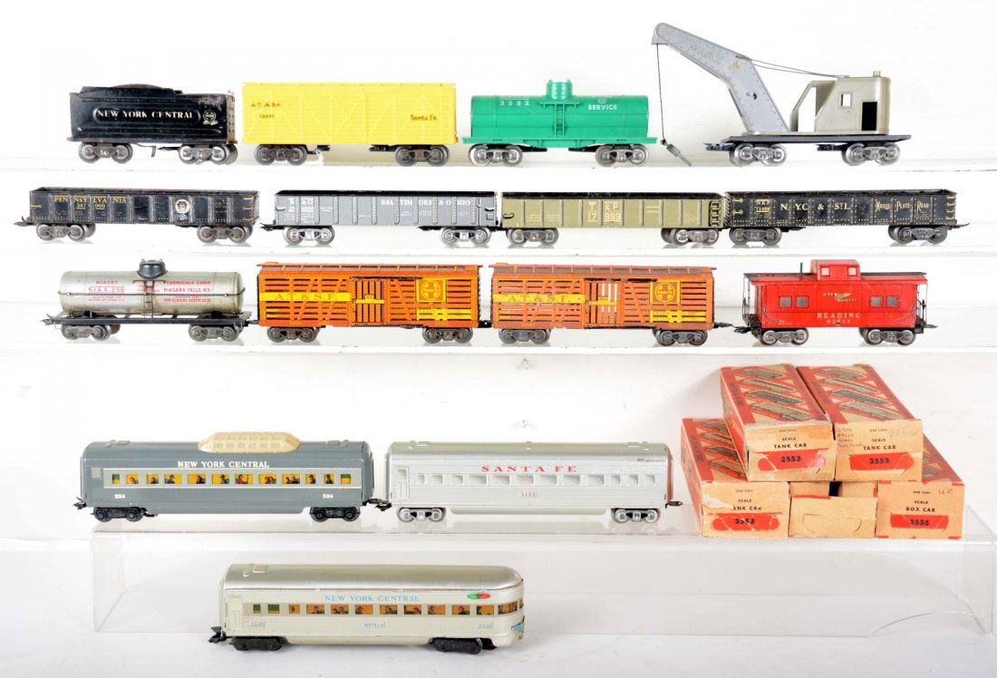 Marx 3/16 Scale Rolling Stock & Boxes (1 of 4)