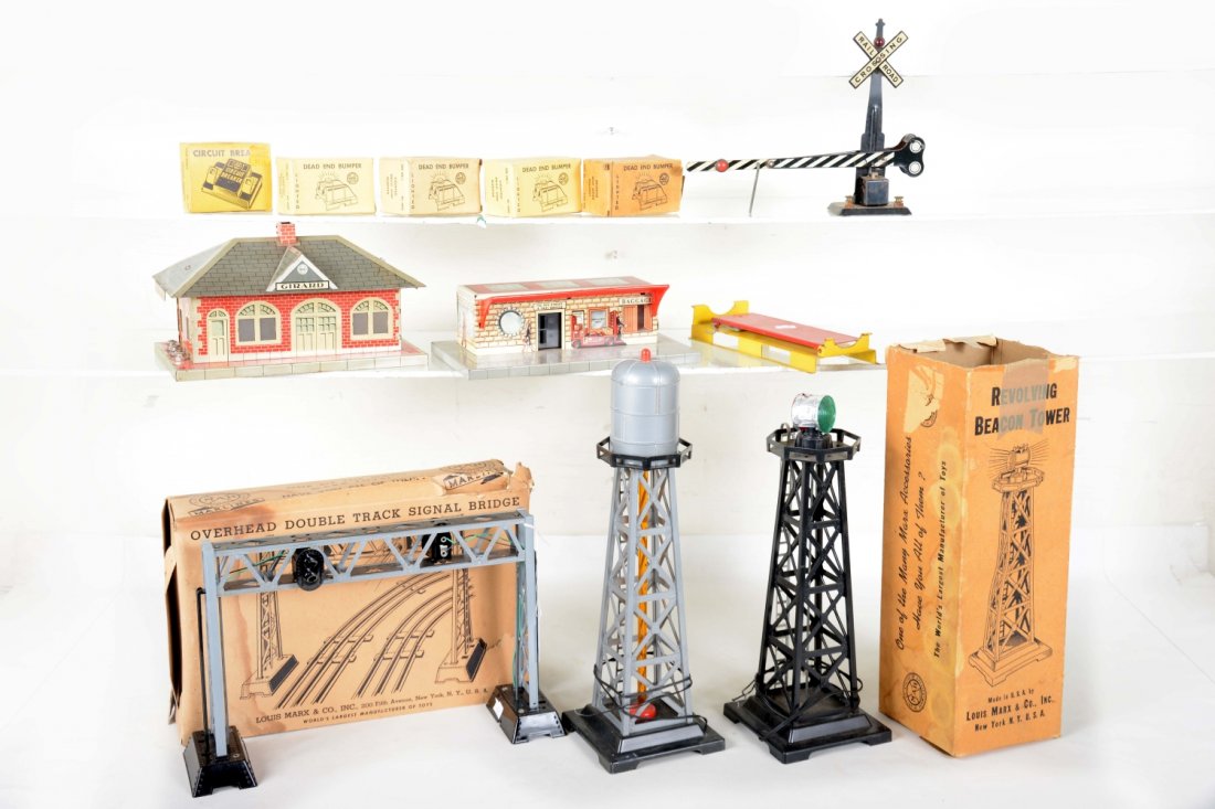 Marx Accessory Lot, Some Boxed (1 of 2)