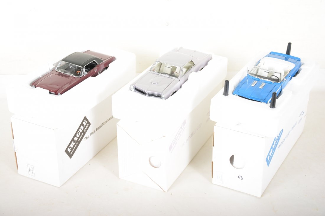 3 Danbury Mint 1/24 Scale Vehicles (1 of 2)