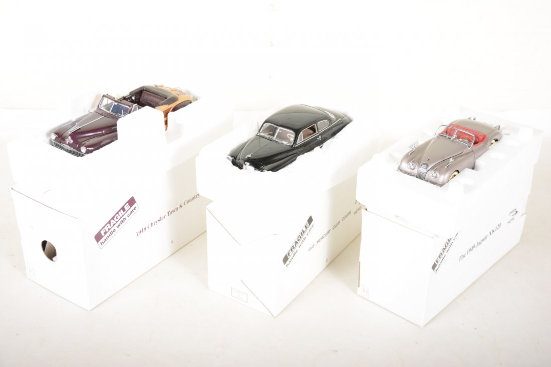 3 Danbury Mint 1/24 Scale 1940s Vehicles (1 of 2)