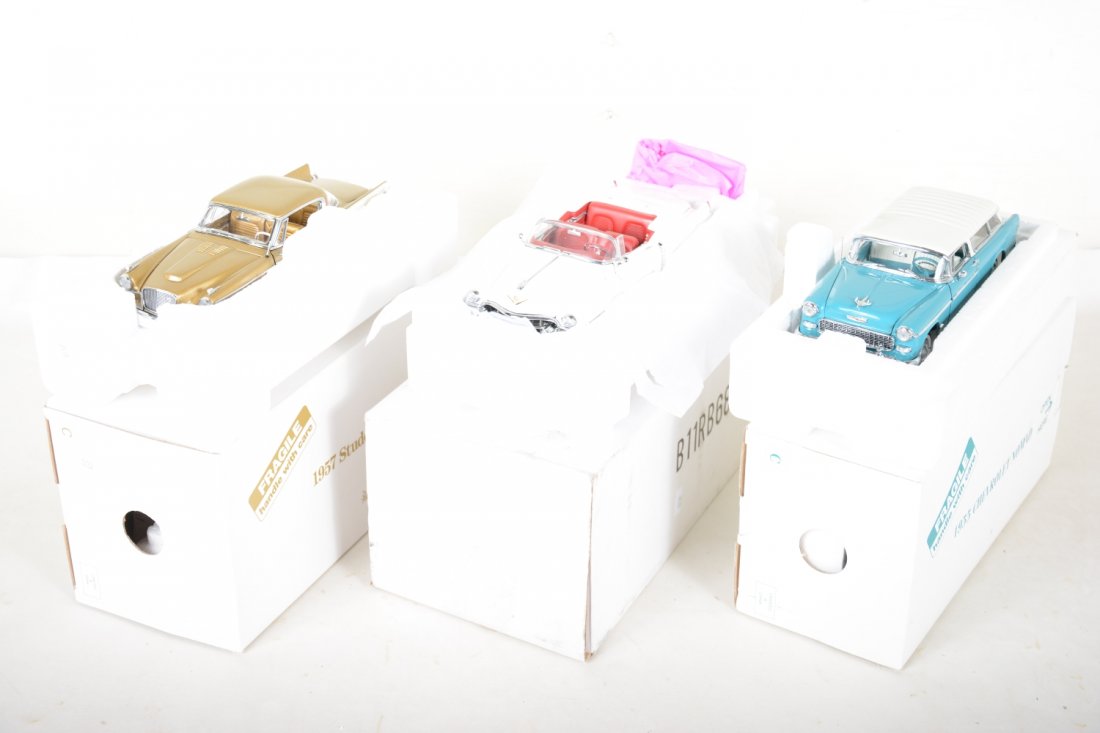 3 Danbury Mint 1/24 Scale 1950s Cars (1 of 2)