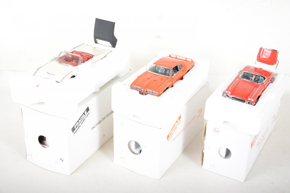 3 Danbury Mint 1/24 Scale 1960s Vehicles (1 of 2)