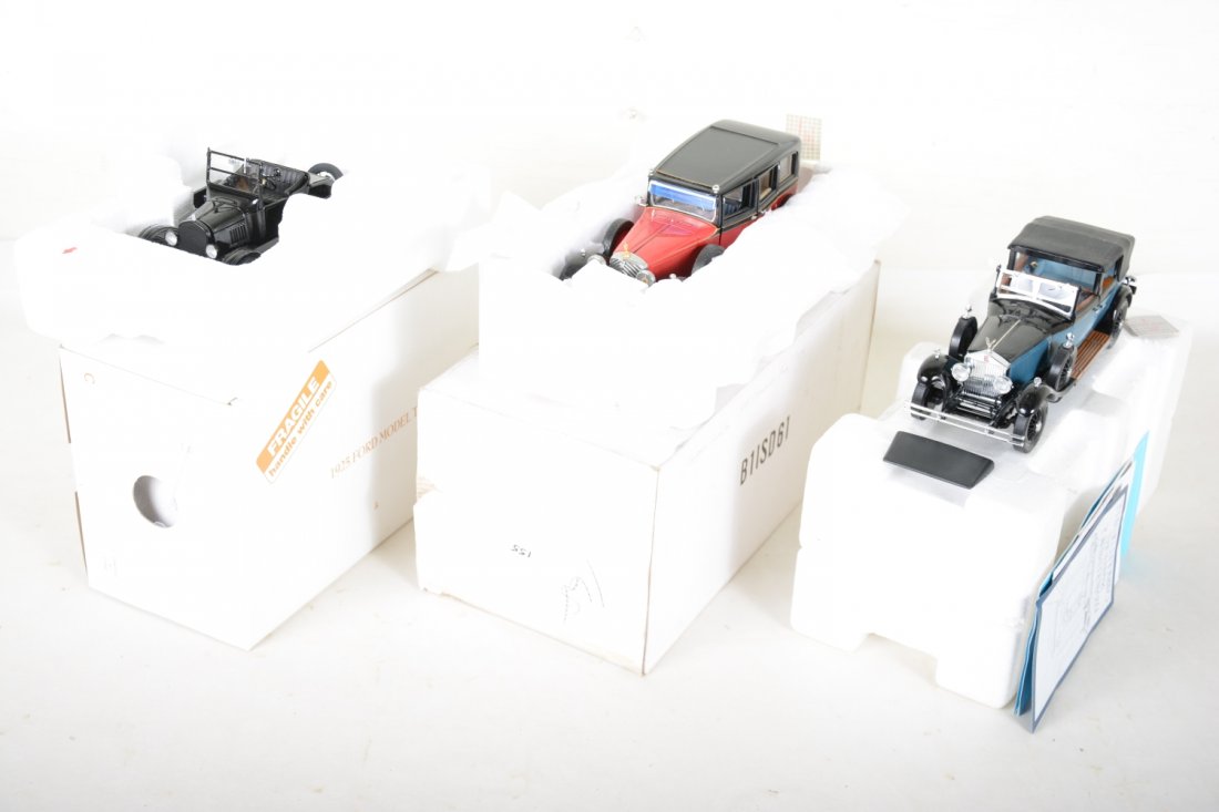 4 Danbury & Franklin Mint 1/24 Scale 1920s Vehicles (1 of 2)