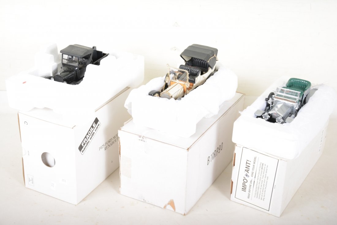 3 Danbury & Franklin Mint 1/24 Scale 1920s Vehicles (1 of 2)