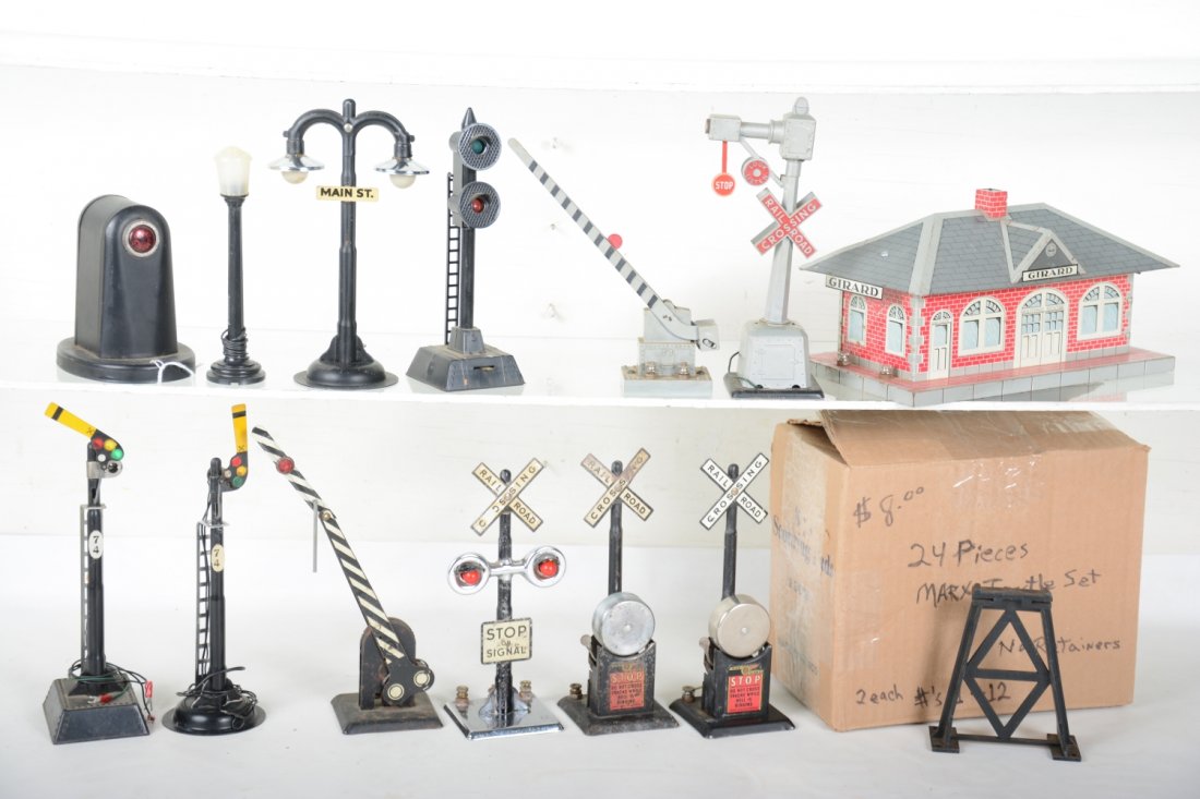 Marx Accessory Lot (1 of 2)