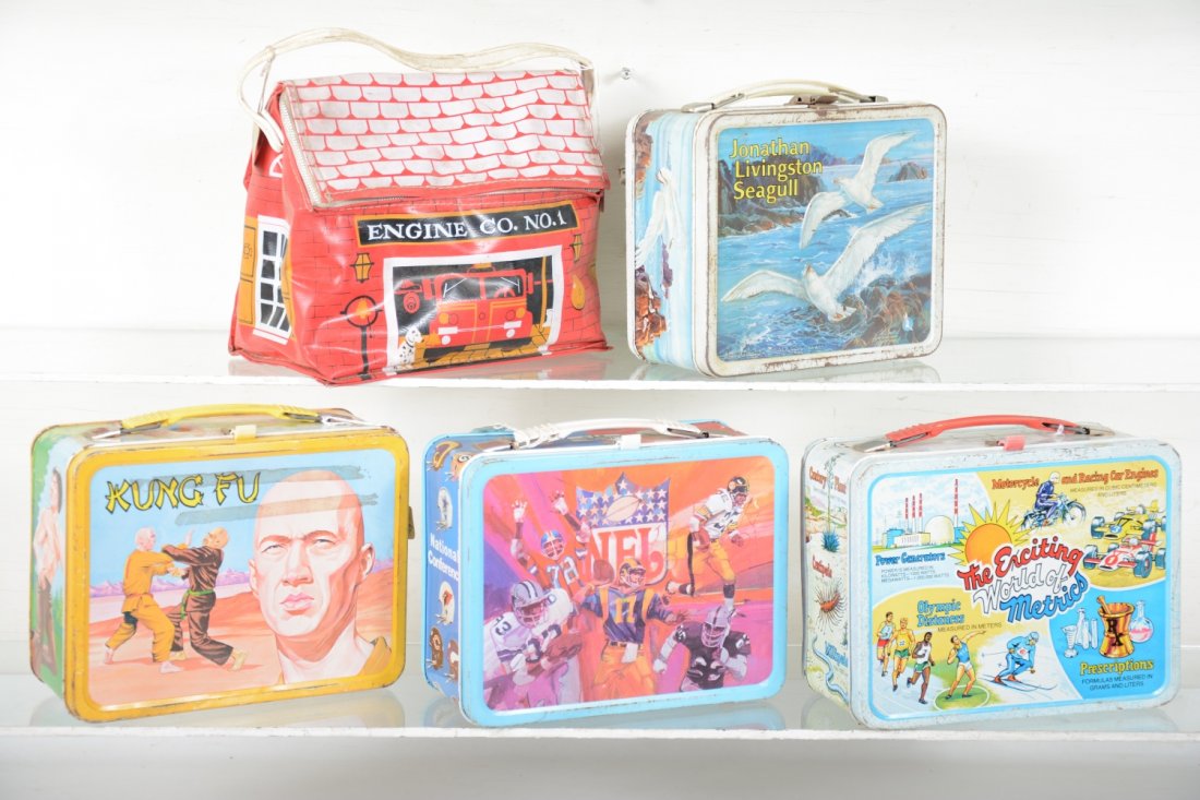 5 Vintage Lunchboxes (1 of 3)