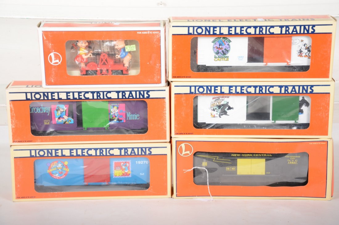 Lionel Modern Group (1 of 2)