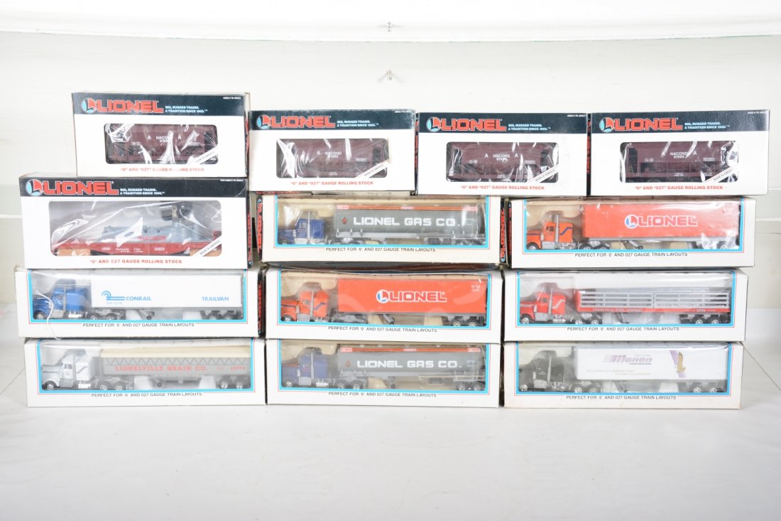 Lionel Modern Group (1 of 2)