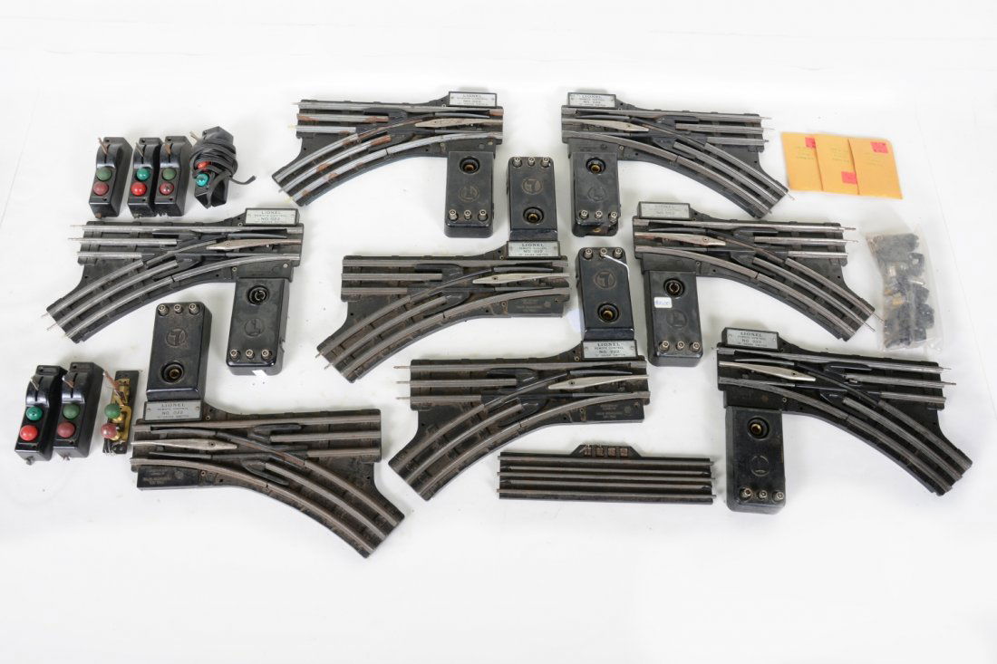 4 Pr Lionel 022 Remote Switches (1 of 1)