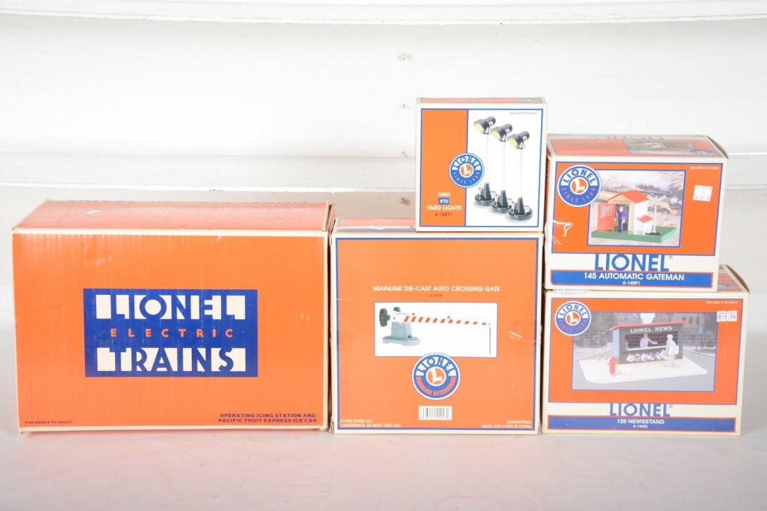 Lionel Modern Accessories (1 of 2)