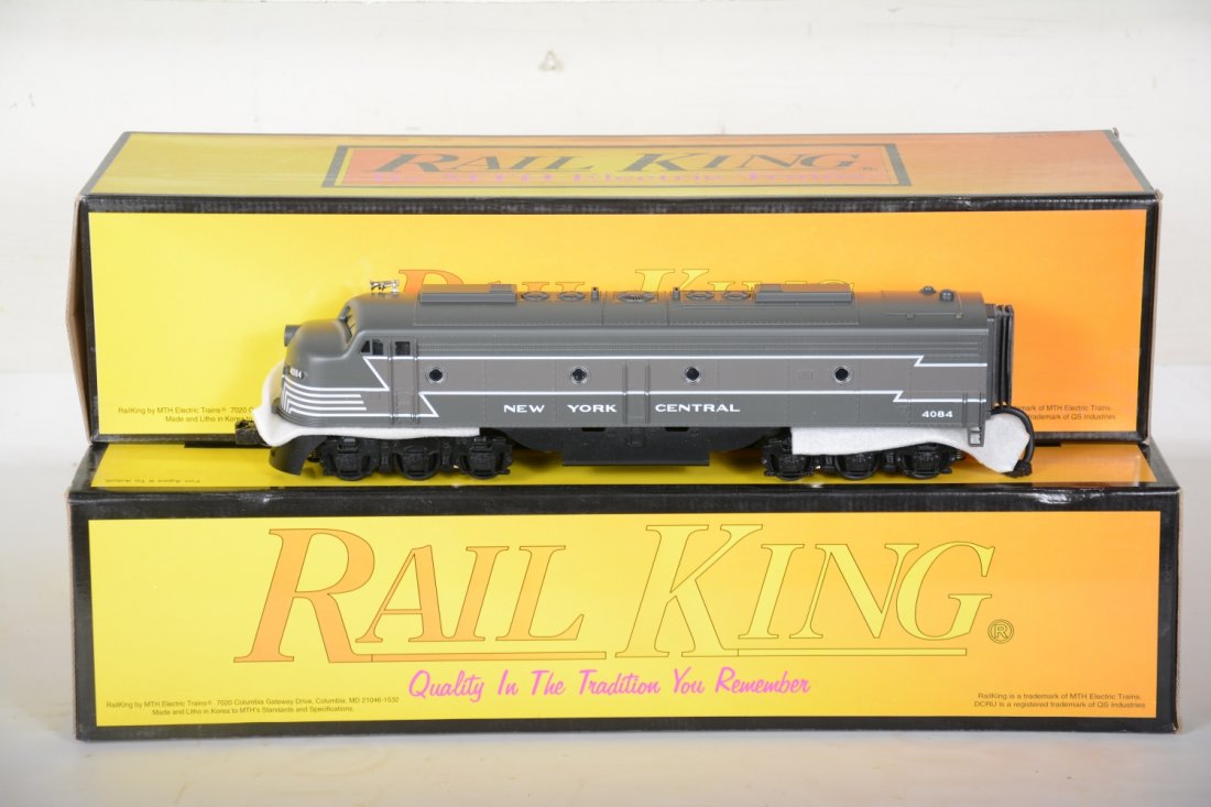 MTH RailKing NYC E8 ABA Diesels (1 of 3)