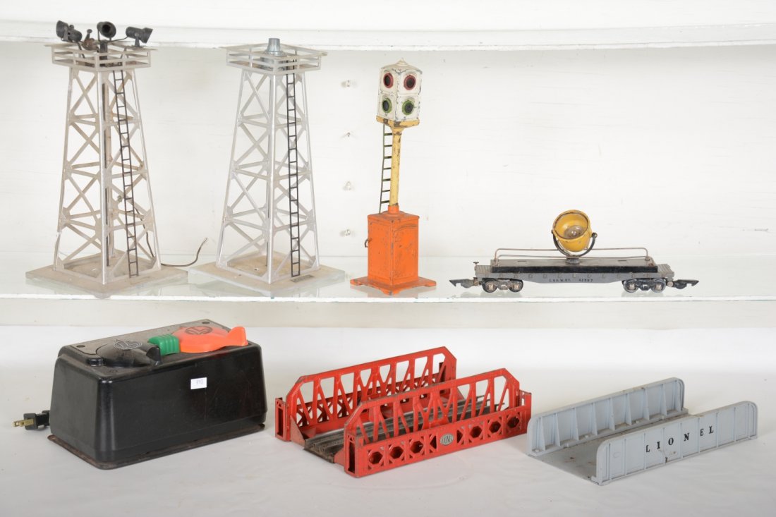 Misc Toy Train Items (1 of 4)