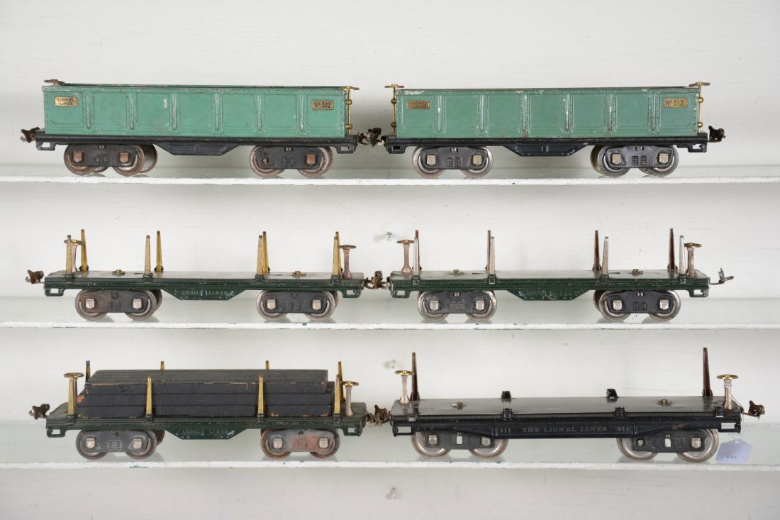 6 Lionel Freight Cars (1 of 4)