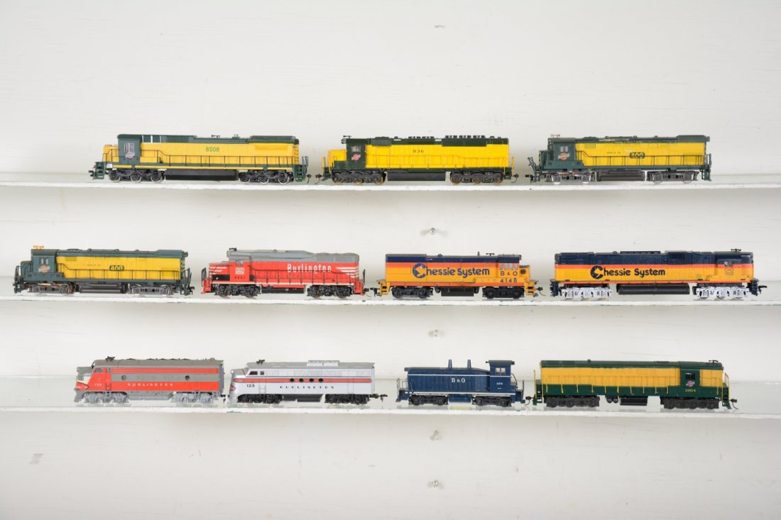 11 Assorted HO Diesels (1 of 4)