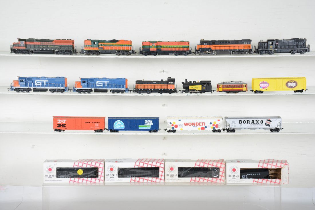 Large HO Diesel & Freight Car Lot (1 of 5)