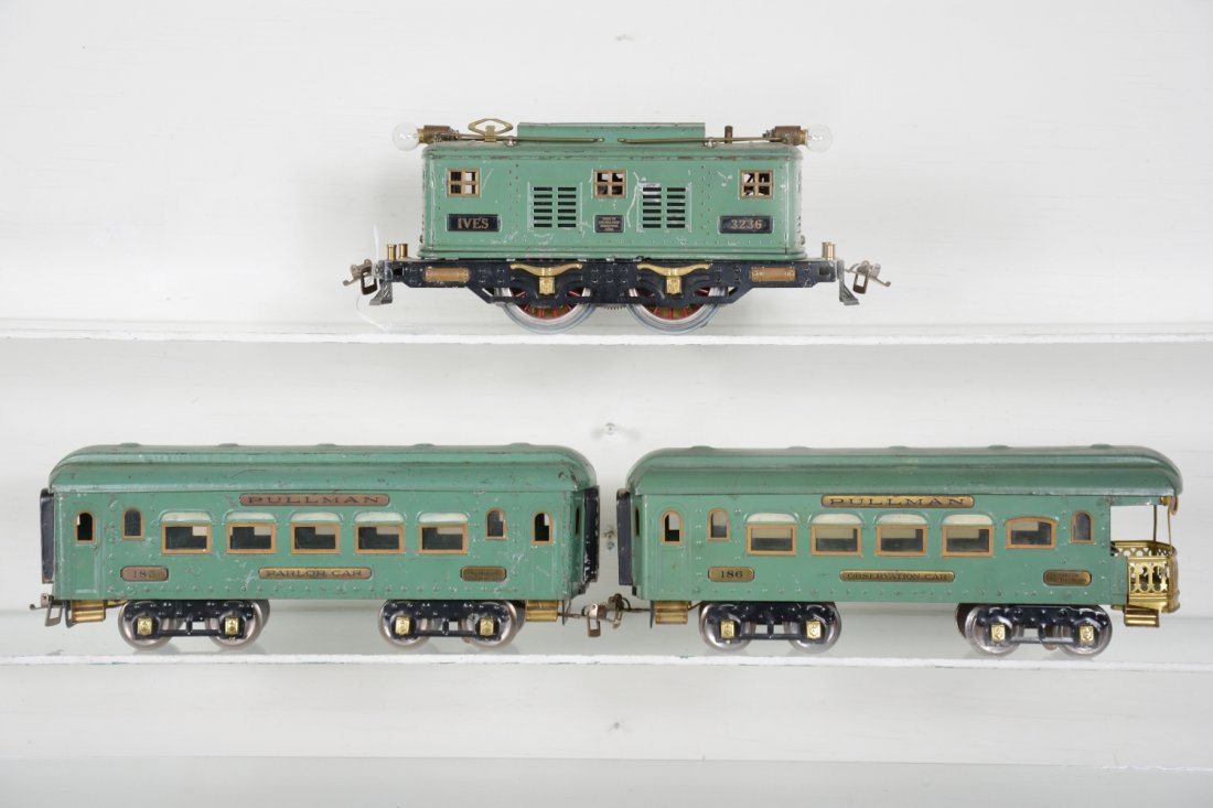 Ives 3236 Passenger Set (1 of 4)