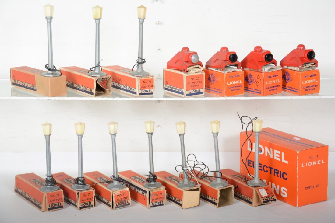 Boxed Lionel Accessories (1 of 2)