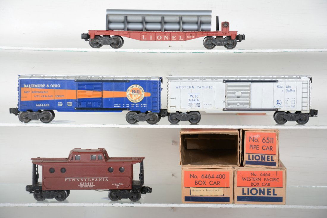 Boxed Lionel Freight Cars (1 of 4)