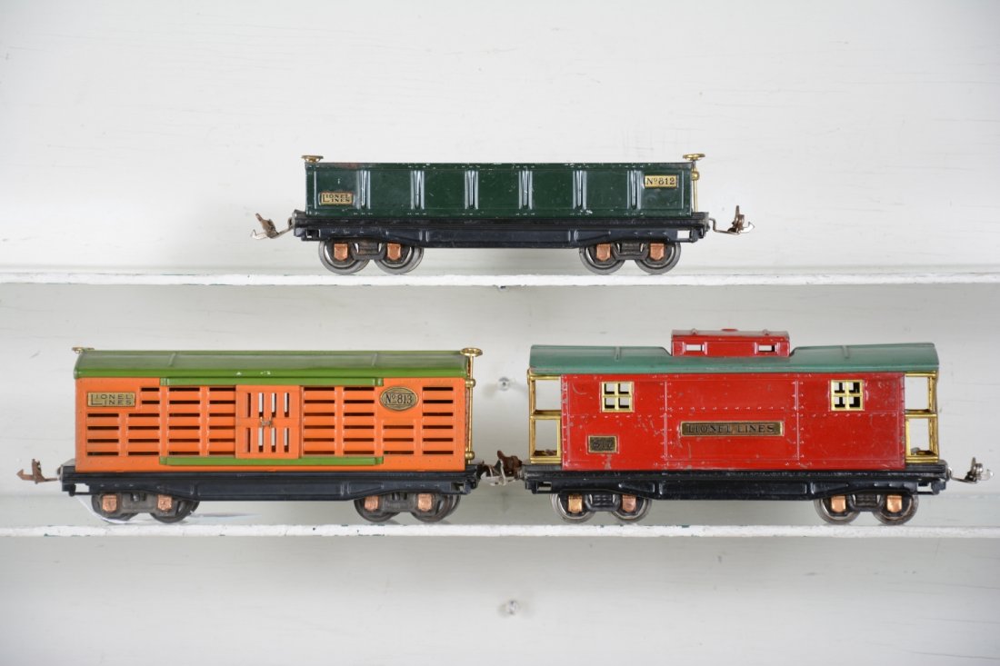Clean Lionel 812, 813 & 817 Freight Cars (1 of 4)