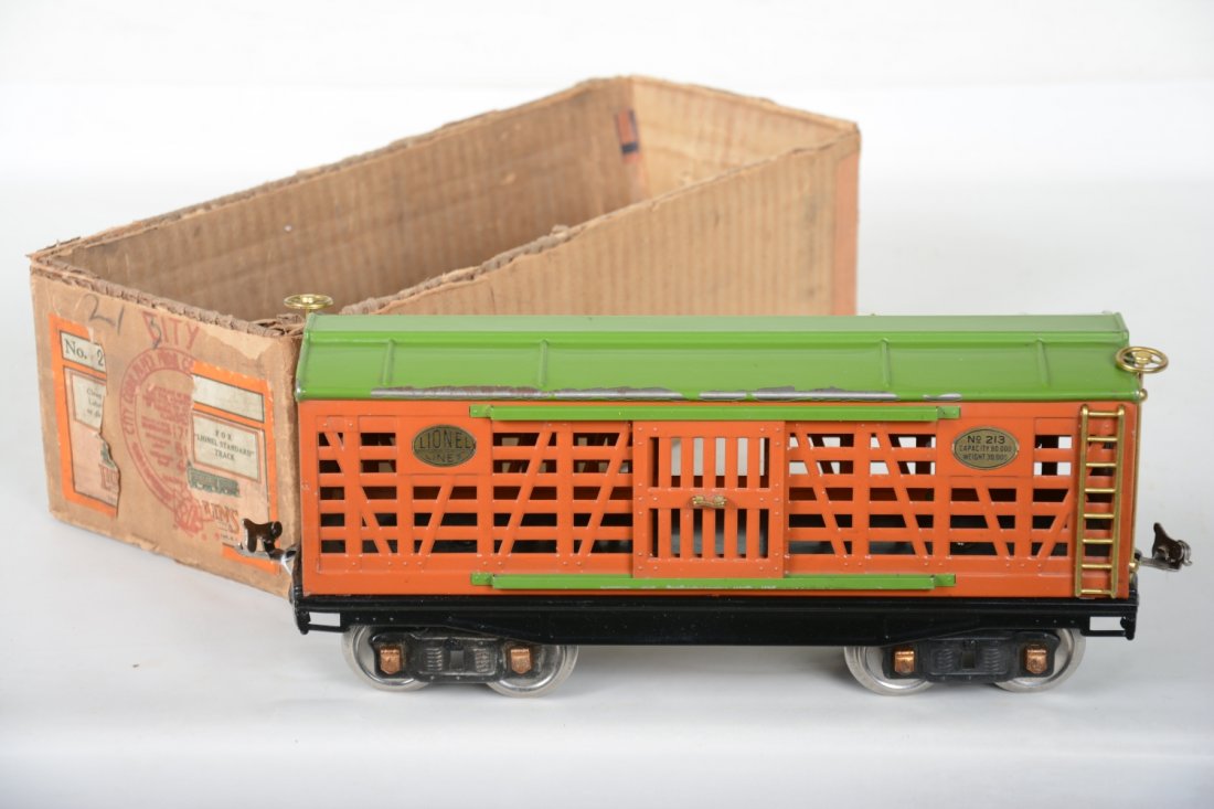 Boxed Lionel 213 Stock Car (1 of 4)