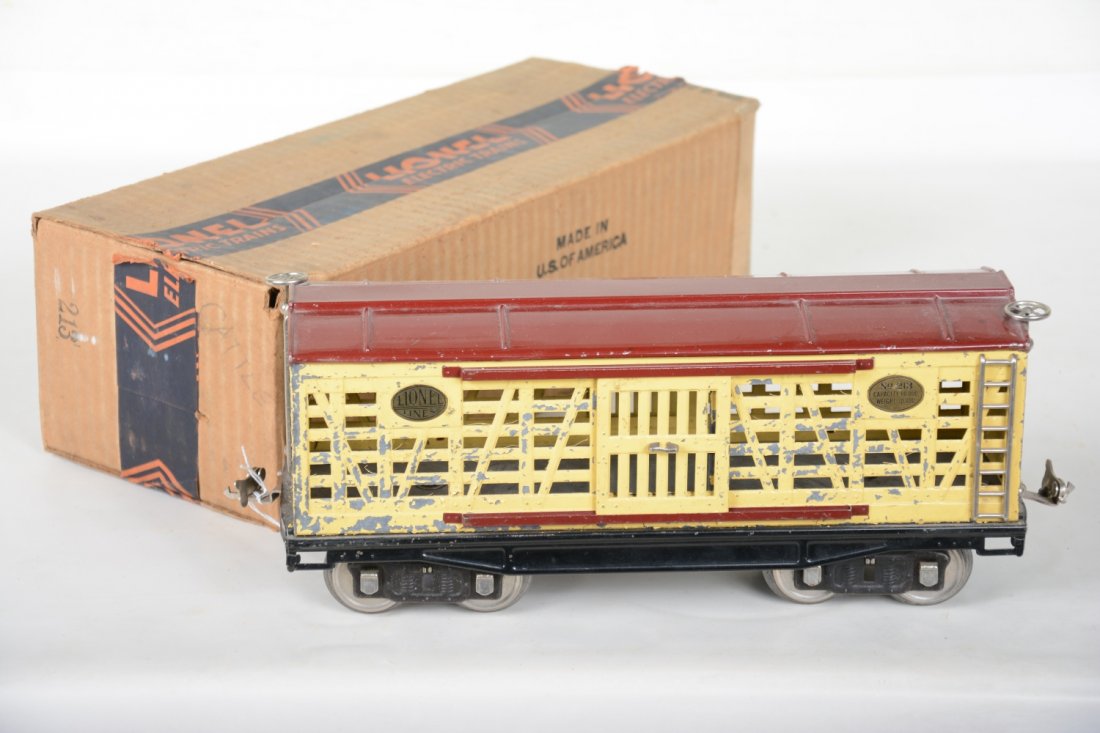 Scarce Boxed Lionel Mixed Trim 213 Stock Car (1 of 4)