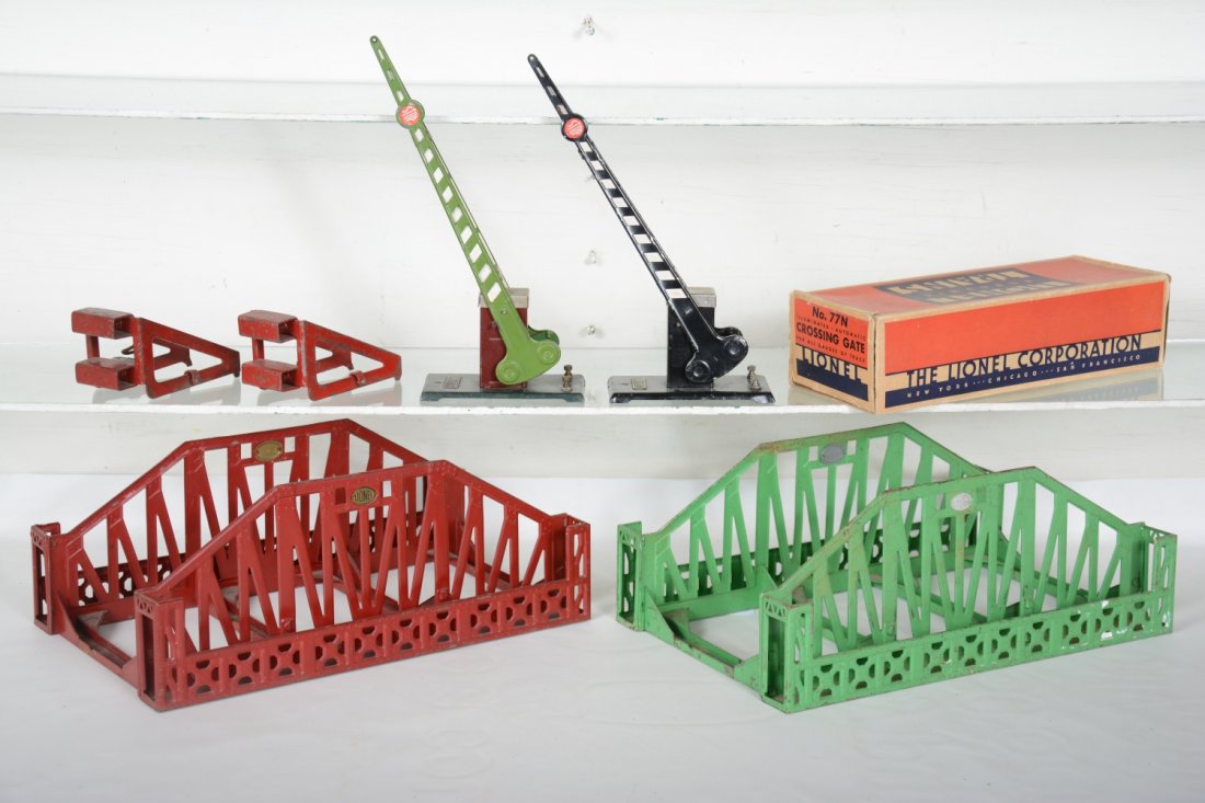 Lionel Accessory Lot (1 of 2)