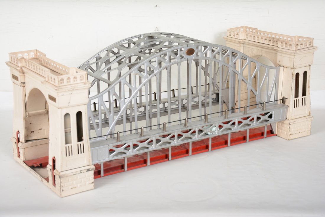Original Late Lionel 300 Hellgate Bridge (1 of 2)