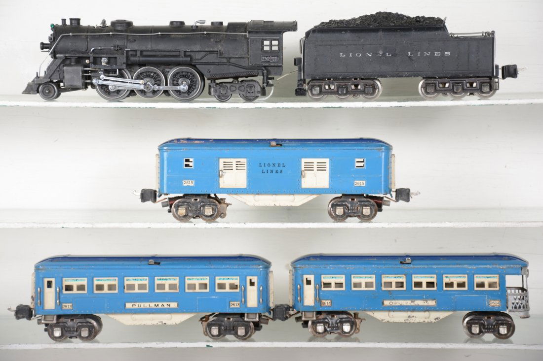 Clean Lionel 226E Blue Comet Set (1 of 4)