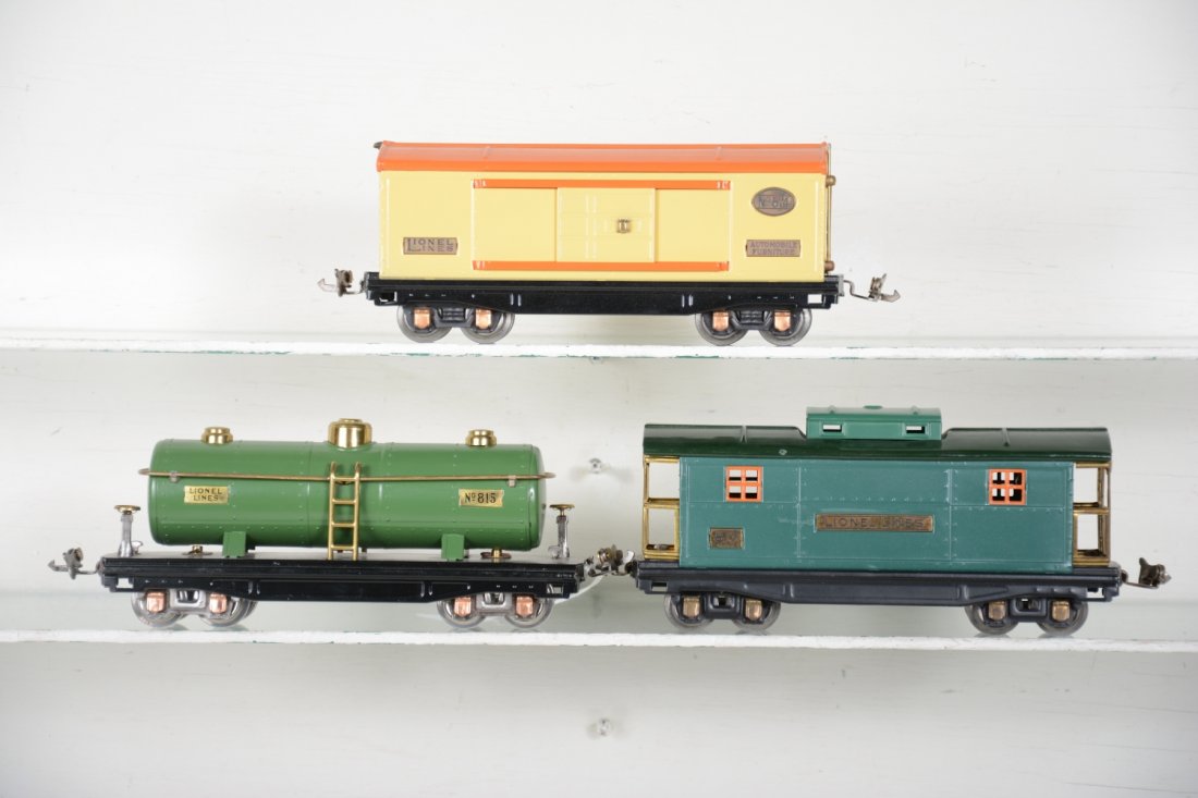 Restored Lionel 815, 814 & 817 Freight Cars (1 of 4)