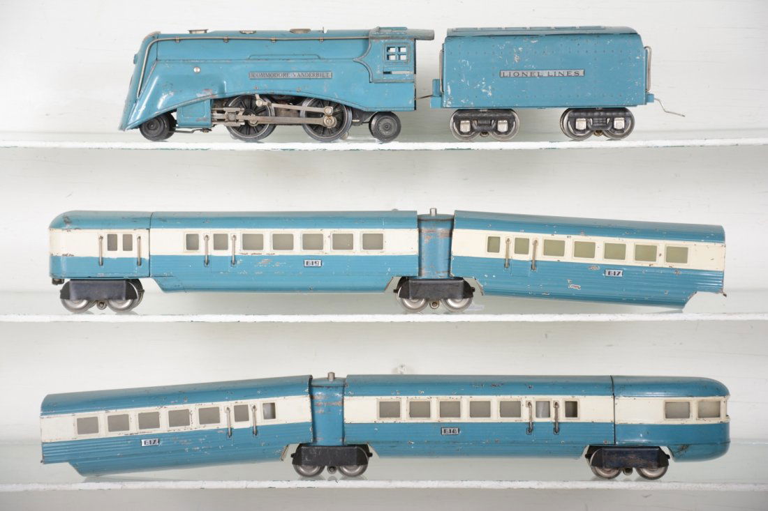 Extended Lionel 265E Blue Streak Streamliner (1 of 4)