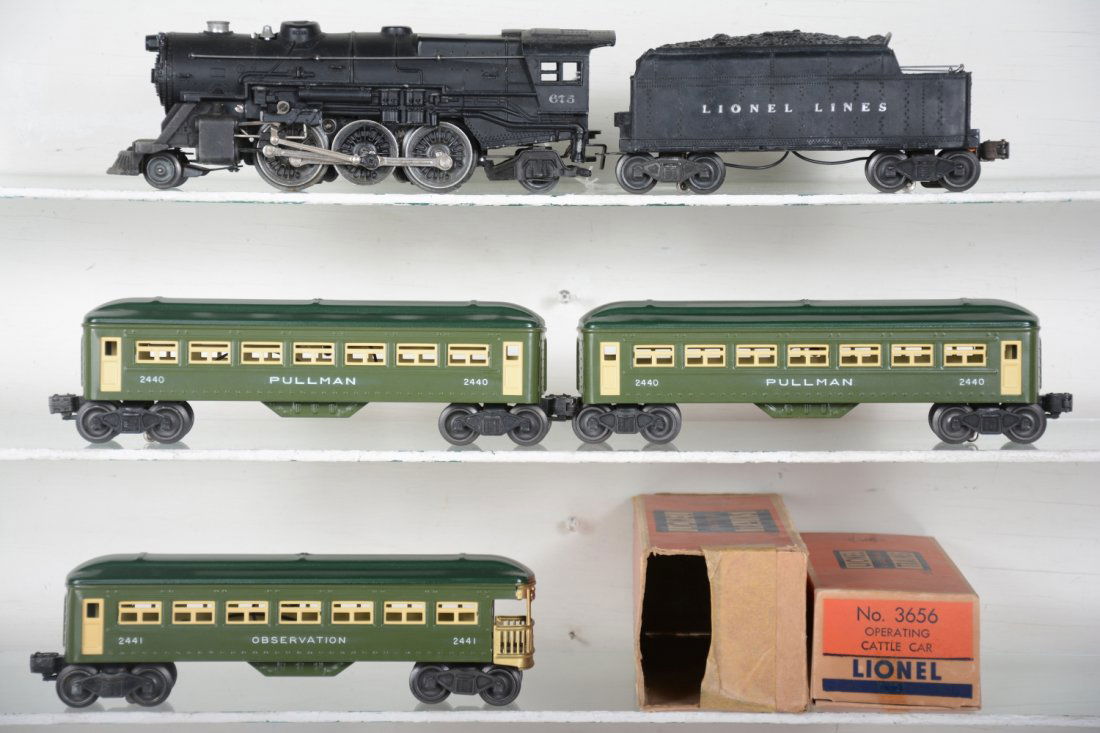 Early Lionel 675 Passenger Set (1 of 4)