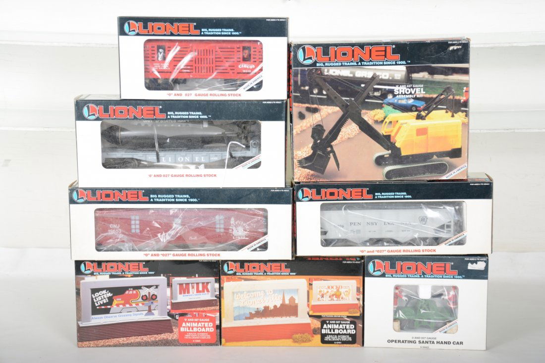 Lionel Train & Accessories (1 of 2)