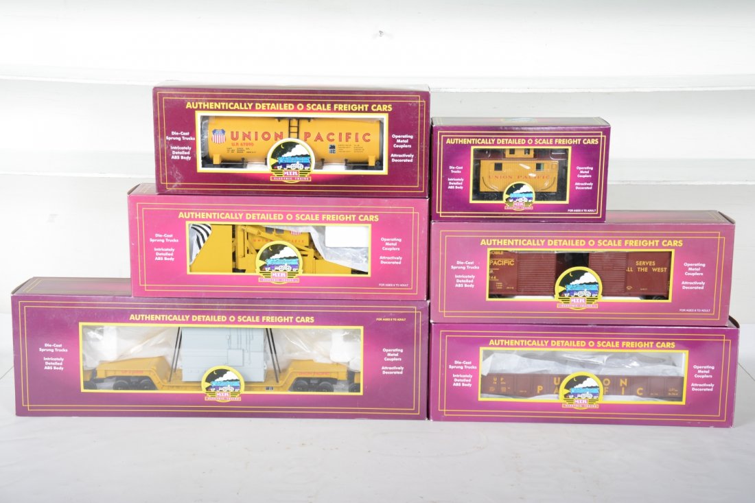 6 MTH Premier UP Freight Cars (1 of 2)