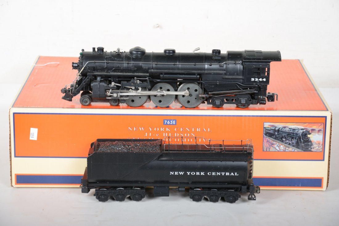 Lionel 18056 I763E Hudson Locomotive (1 of 3)
