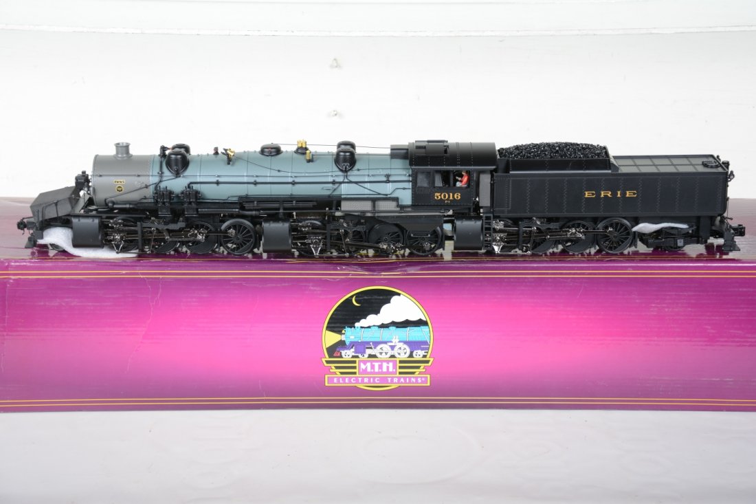 MTH 20-3360-1E Erie Tri-Plex Locomotive (1 of 3)