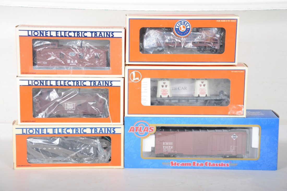 Lionel & Atlas Freight Cars (1 of 2)