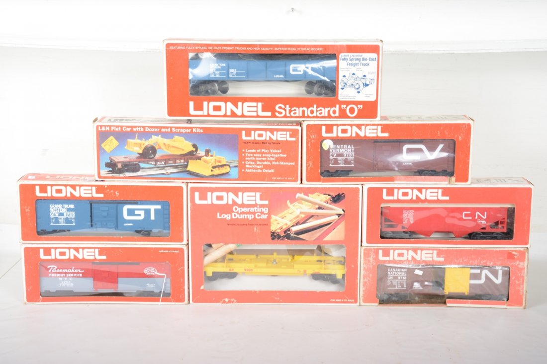 Lionel MPC Freight Cars: Includes 9303 log dump; 9822 GT gondola; 9735 GT boxcar; 9737 Vermont boxcar; 9718 CN boxcar; 9013 CN gondola; 9754 Pacemaker boxcar; 9121 L&N flat with dozer & Scraper missing tractor. Rest show ligh