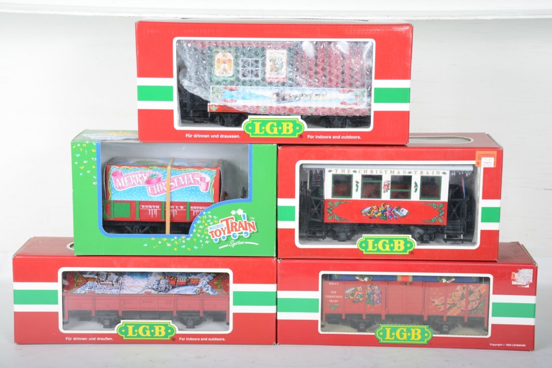5 LGB Christmas Cars (1 of 2)