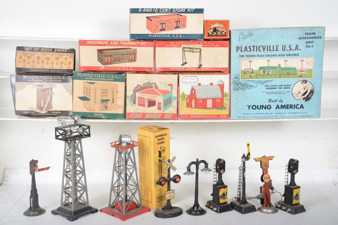 Marx Accessories & Plasticville Lot, Plus (1 of 2)