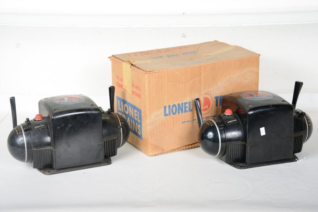 2 Lionel ZW 275 Watt transformers, 1 Boxed (1 of 2)