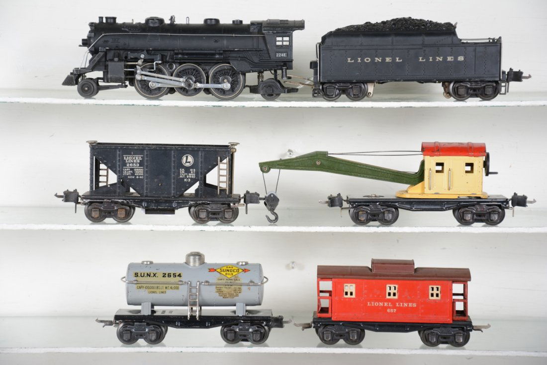 Lionel 224E Steam Freight Set (1 of 4)